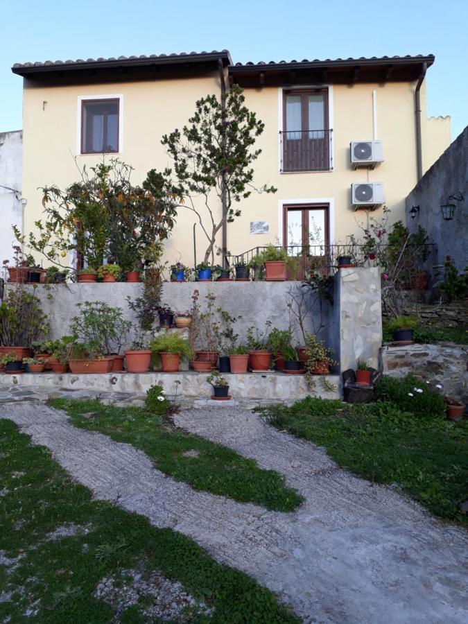 B&B S'Arrosa Antiga 산타디 외부 사진